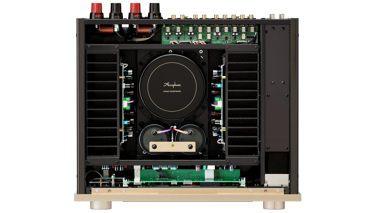Accuphase E-700 Class A Precision Integrated Stereo Amplifier internal view