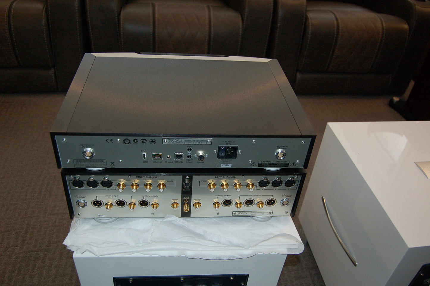 Mark Levinson No52 preamplifier (used)