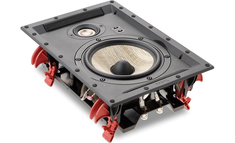 This speaker uses Focal's 6-1/2" woven flax fiber woofer for punchy bass and articulate midrange — the same driver material used in many of the company's high-end car speakers.