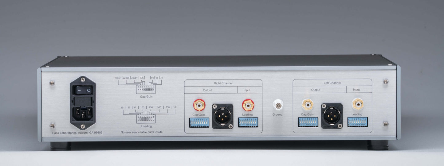 Pass Labs XP-17 Phonostage Preamplifier rear view