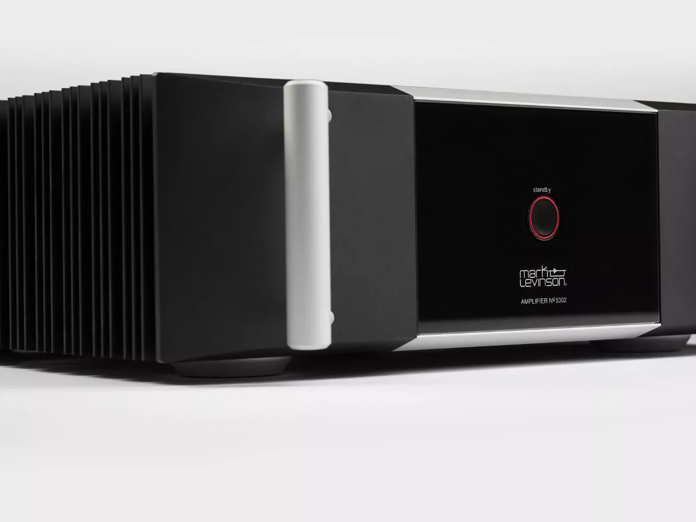 Mark Levinson No.5302 amplifier