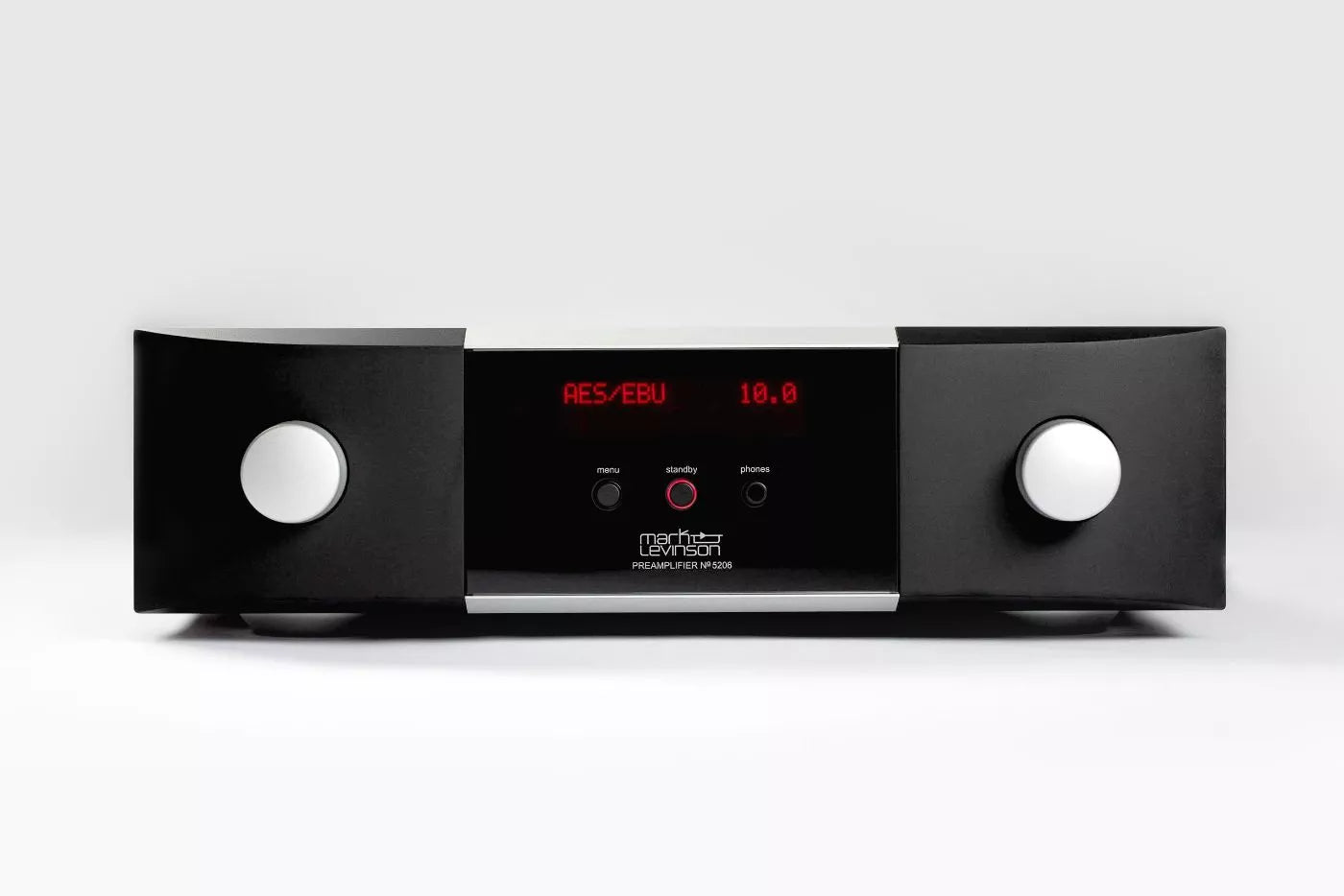 Mark Levinson - No 5206 Dual Mono Preamplifier the № 5206. This class-A preamplifier serves as the hub of your entire audio system. By preserving digital and analog audio signals, the № 5206 delivers the purest possible signal, Pic of front