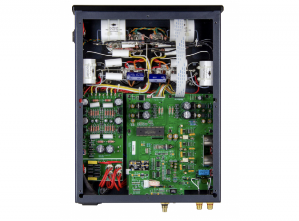 PrimaLuna EVO 100 Tube DAC internal view