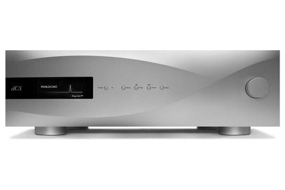 With total precision and composure, the Vivaldi unravels even the most complex recordings with ease, projecting a sound that feels utterly natural and beautifully complete. Under its delicate hand and invisible touch, music comes alive, with each note unfolding to reveal a panoramic view of a recording or mix.