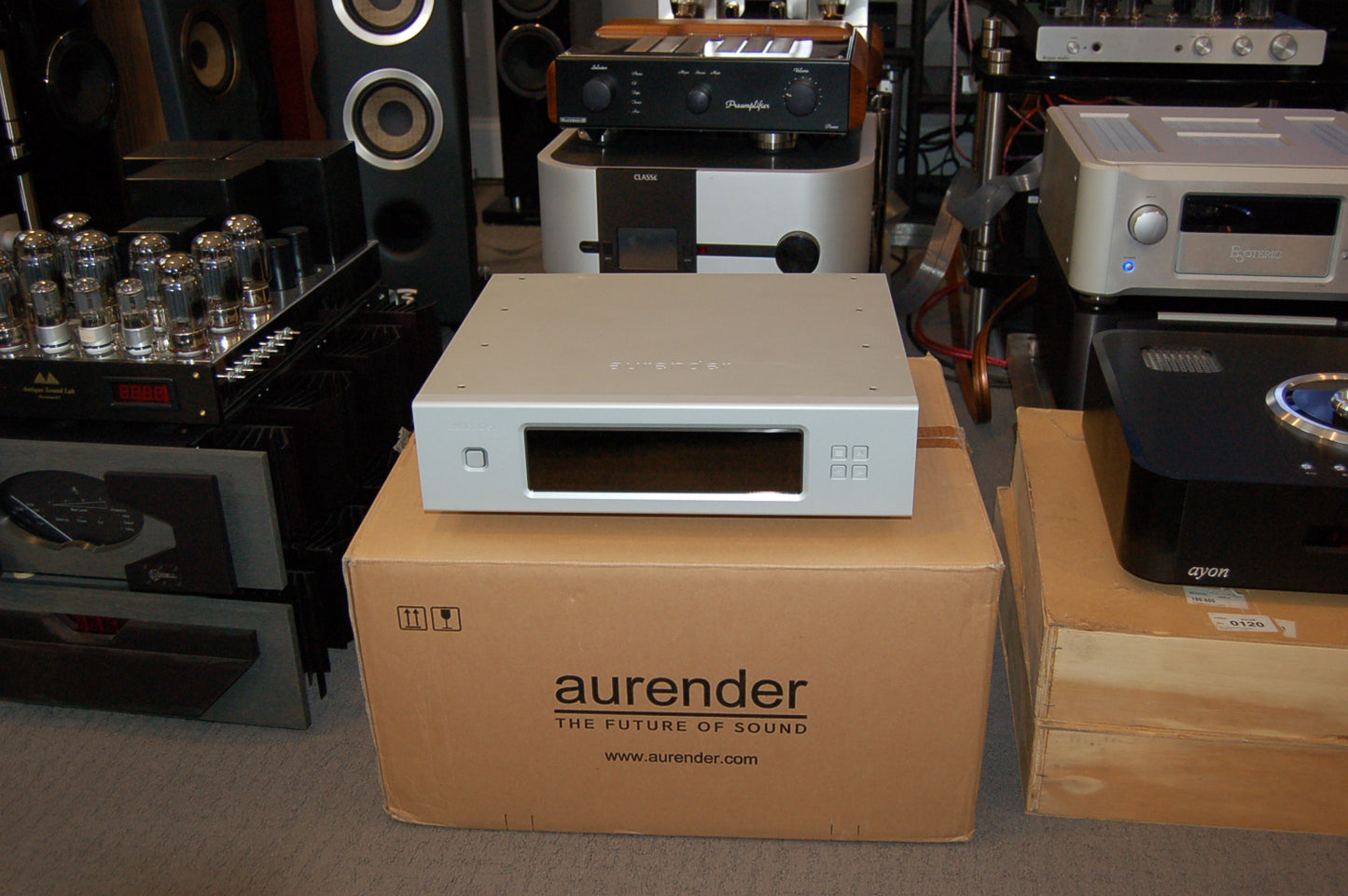 Aurender W20 Music Server / Streamer