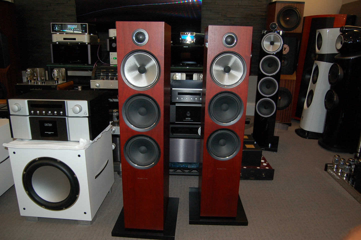 Bowers and Wilkins 703 S2 speakers-Rosenut--(Pair) Used