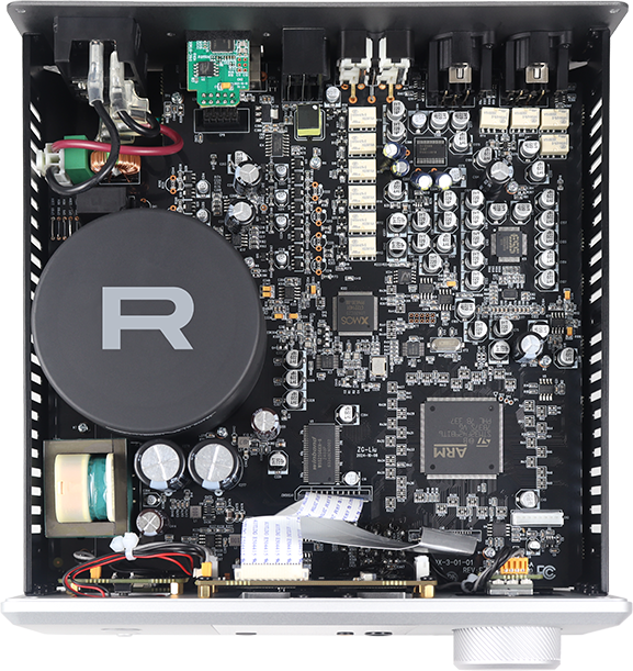 Rotel DX-3 Desktop headphone amplifier/DAC/preamp with built-in Bluetooth internal view