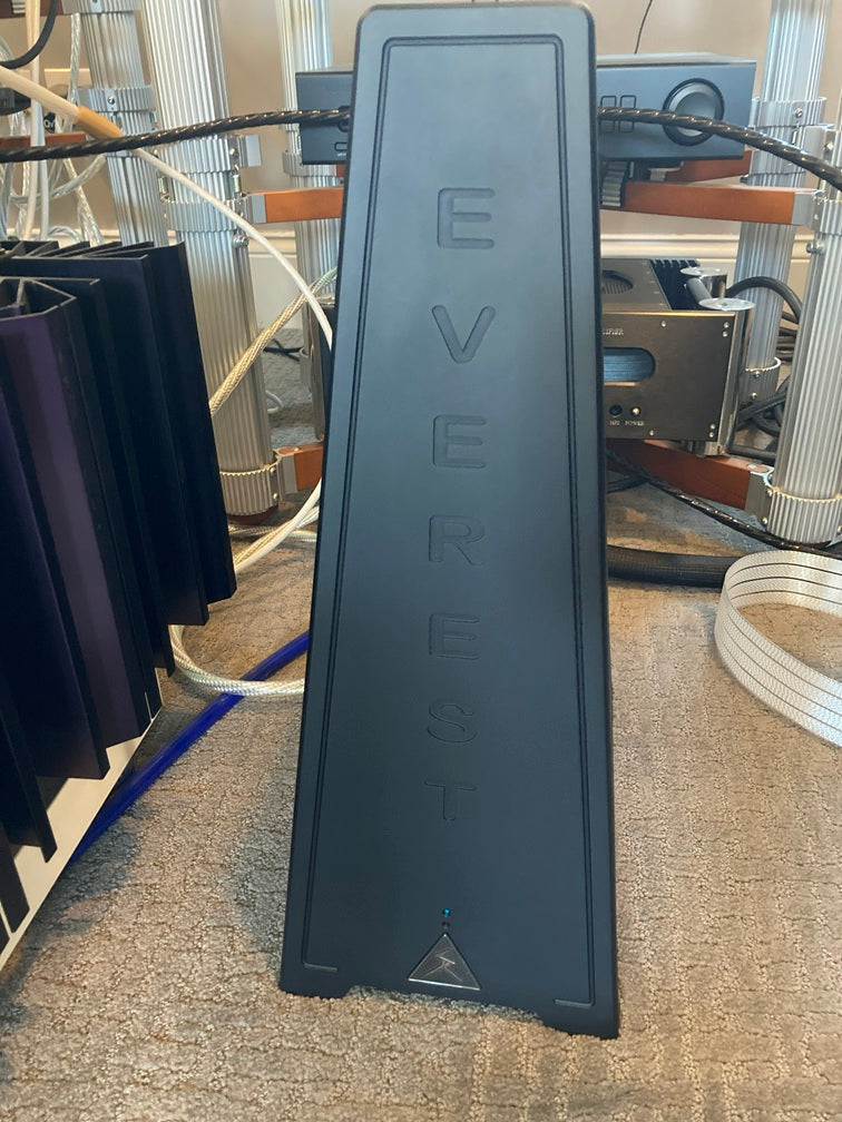 Shunyata Research Everest 8000 Power Conditioner-Black Used