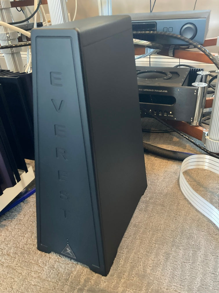 Shunyata Research Everest 8000 Power Conditioner-Black Used