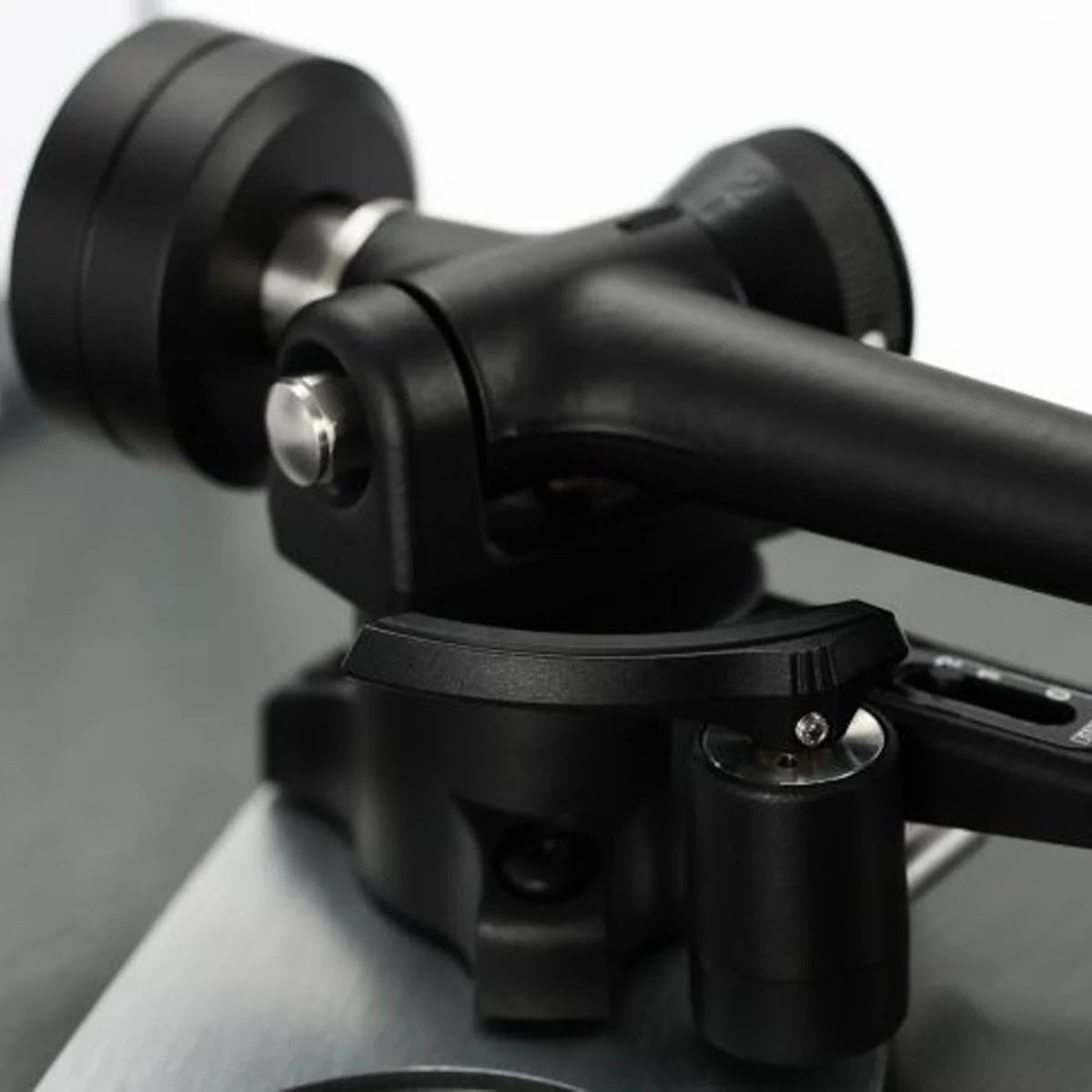 Rega Planar3RS tonearm pivot close-up