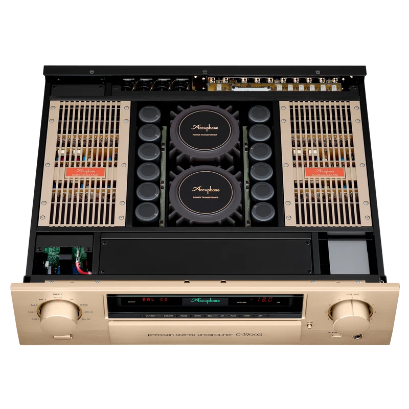 Accuphase C-3900 internal view