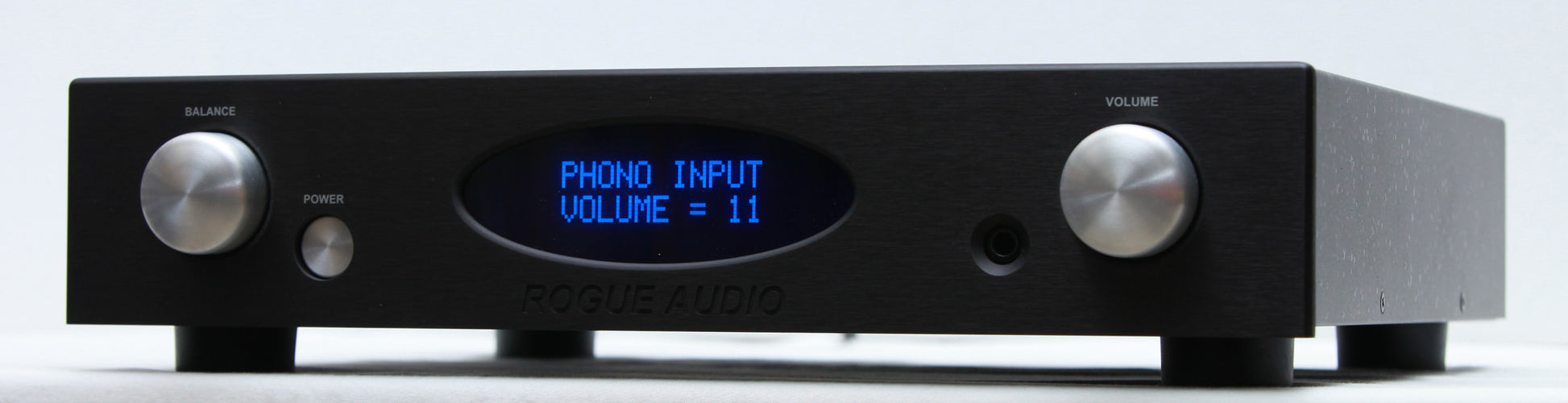 Rogue Audio RP-1 preamplifier-black