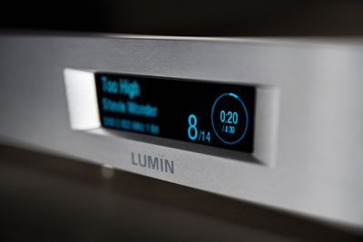 The same LUMIN musicality in a more affordable package. . COMPACT CASE DSD 1285.6MHZ WOLFSON WM8741 DAC FULLY BALANCED XLR OUTPUTS INTERNAL POWER SUPPLY WHY LUMIN D2 WHY LUMIN D2 The most affordable way to bring all of the award-winning LUMIN musicality into your music system. 