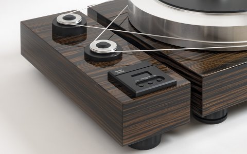 E.A.T. Forte Turntable