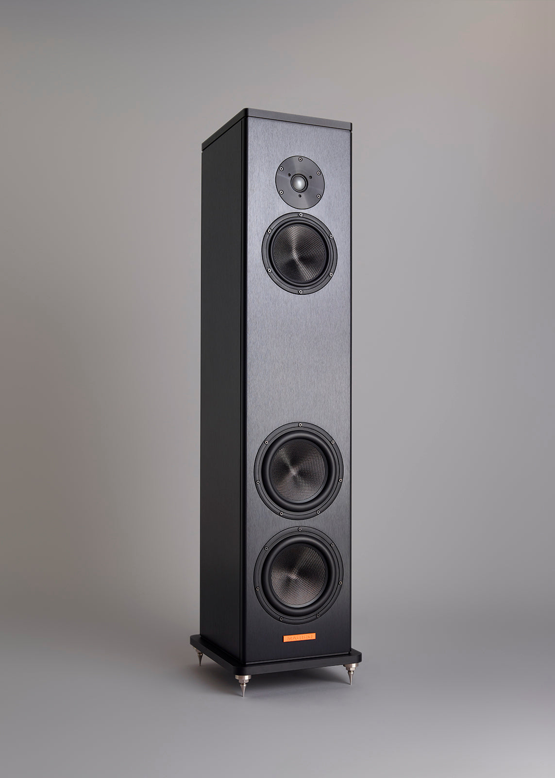 The inspiration for the new A3 was driven by the engineering challenge to create not only a full range loudspeaker that incorporates similar design philosophies found in higher-end Magico offerings but to provide an entry level category that is accessible to a new and wider audience of music enthusiasts. (89 kg)