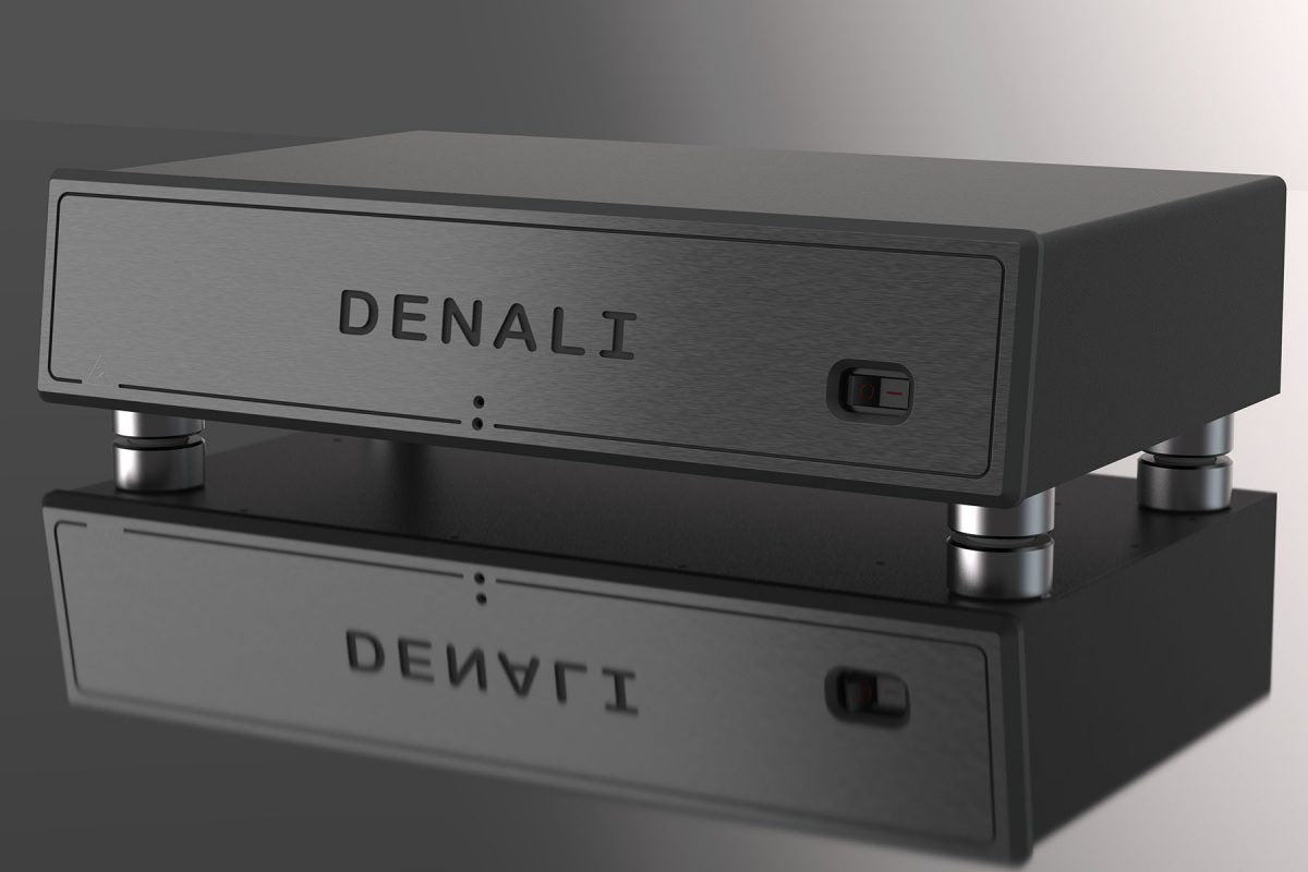 The Shunyata Research Denali 6000/S v2 is a six-outlet, shelf mount power distributor. With six independent zones of noise isolation, the Denali 6000/S can be used for an entire six component system that includes digital, analog and high-current electronics.