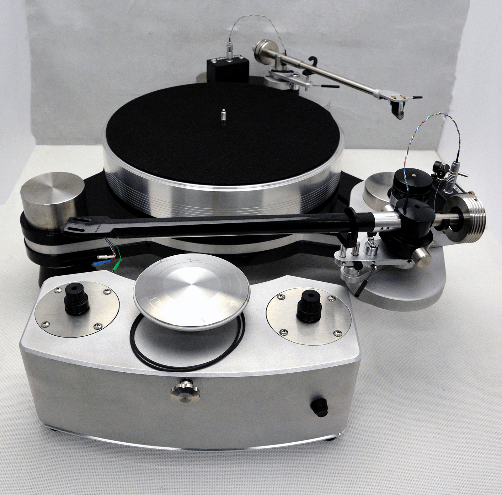 VPI The Avenger Turntable - Thumbnail 4